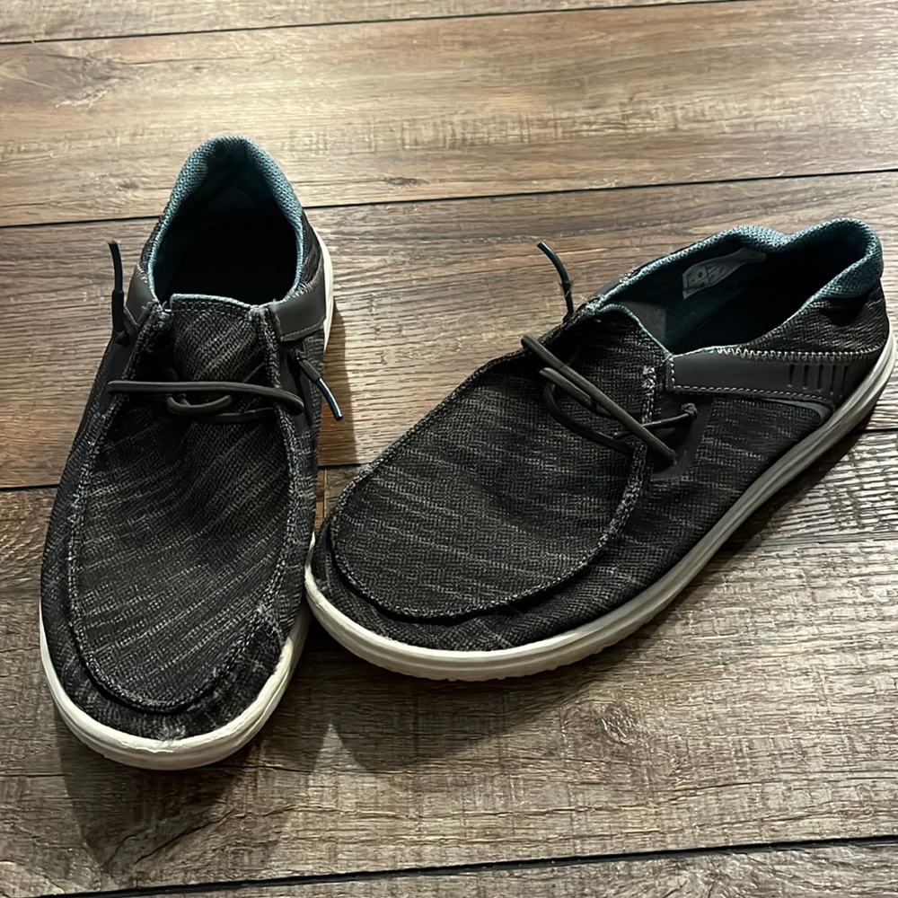 Hey Dude slip ons